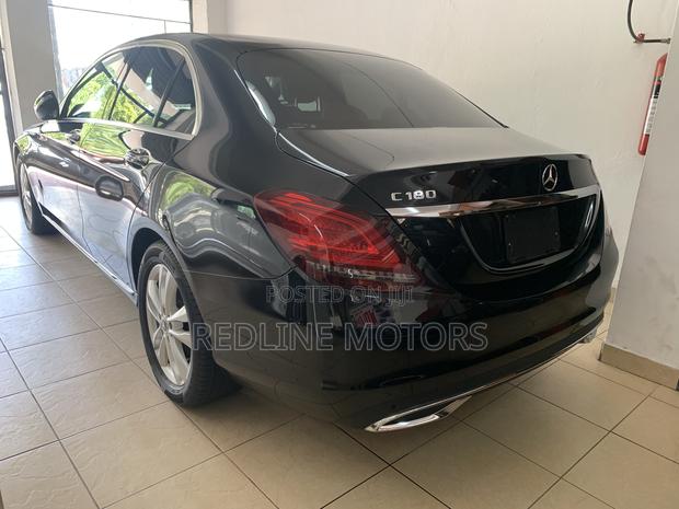 Mercedes-Benz C180 2018 Black