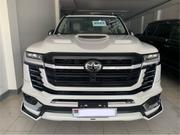 Toyota Land Cruiser LC300 2023 White for sale