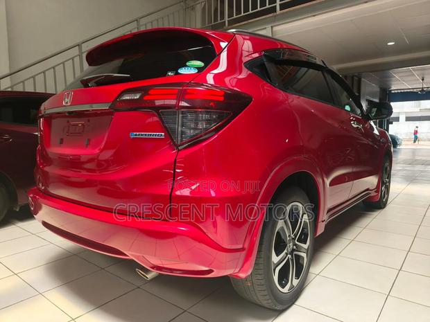 Honda Vezel 2019 Red