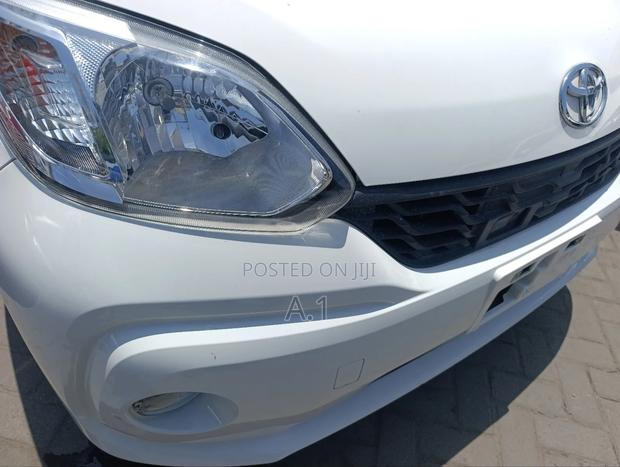 Toyota Passo 1.0 FWD 2019 White