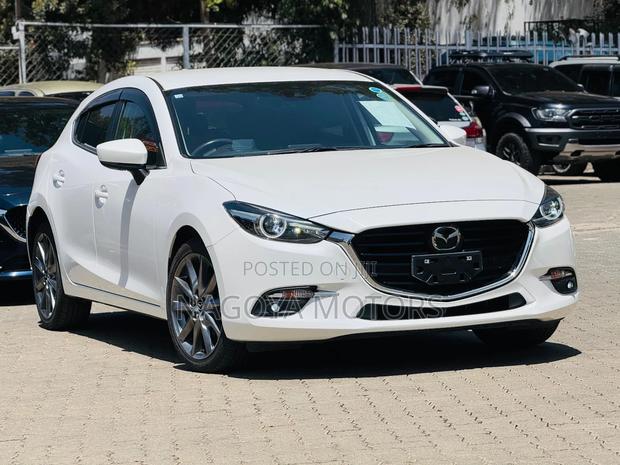Mazda Axela 2018 White