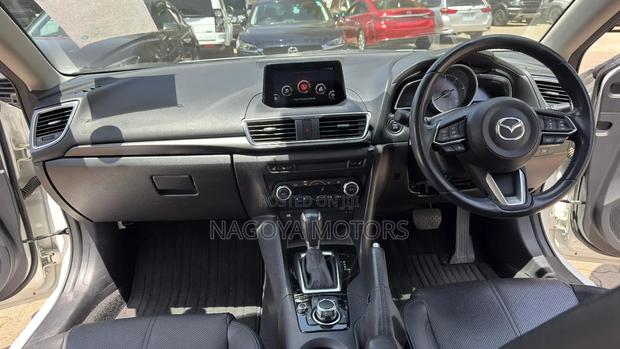 Mazda Axela 2018 White