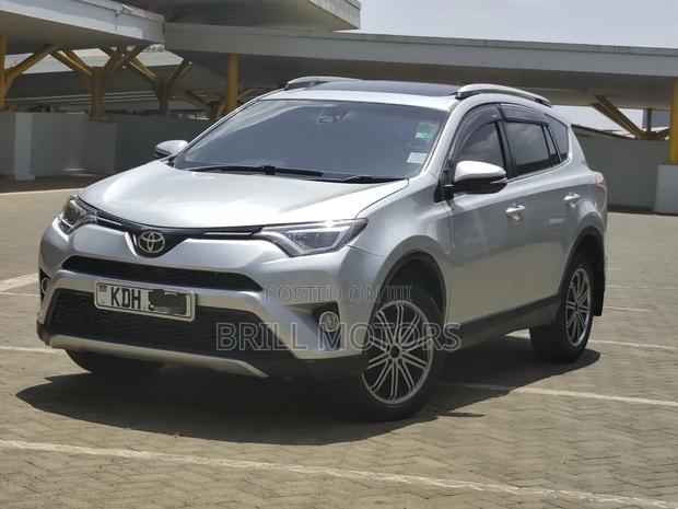 Toyota RAV4 2016 Silver