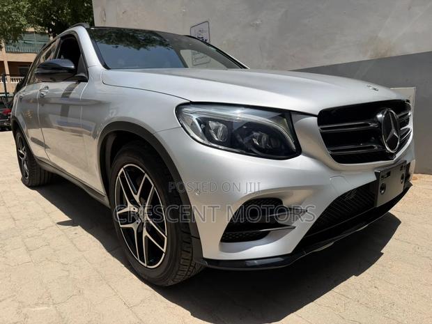 Mercedes-Benz GLC-Class 2019 Silver