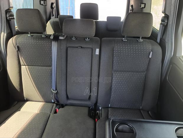 Toyota Noah 2.0 FWD (8 Seater) 2018 White