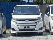 Toyota Noah 1.8 FWD Hybrid (7 seater) 2018 White for sale