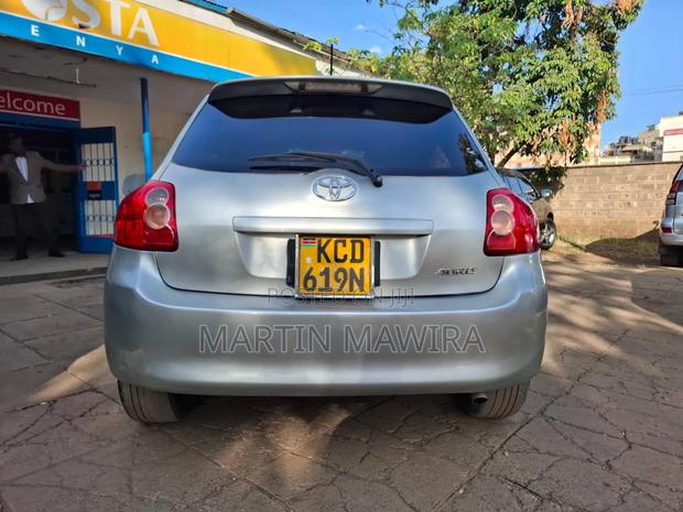 Toyota Auris 2008 Silver