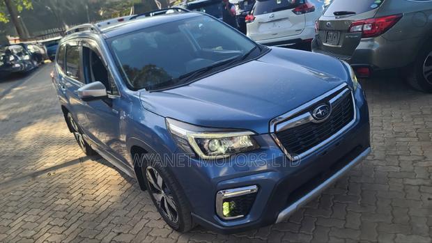 Subaru Forester Premium AWD 2019 Blue