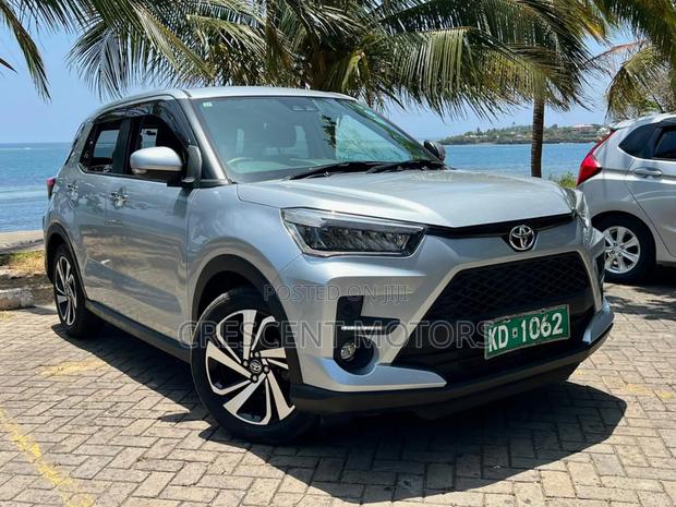 Toyota Raize 2019 Silver