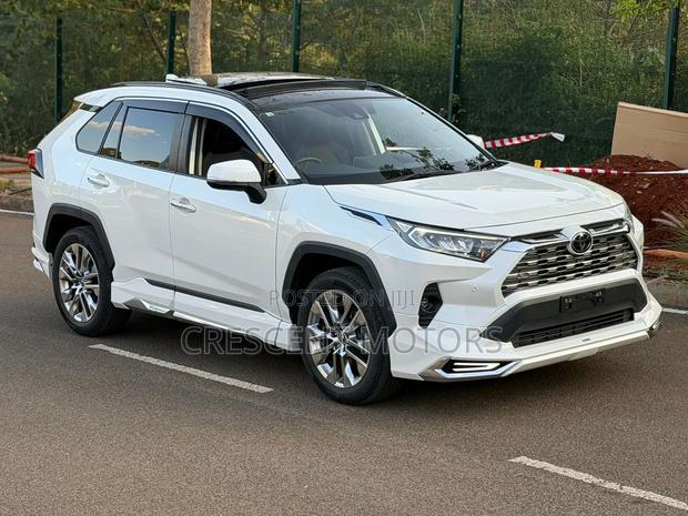 Toyota RAV4 2020 Pearl
