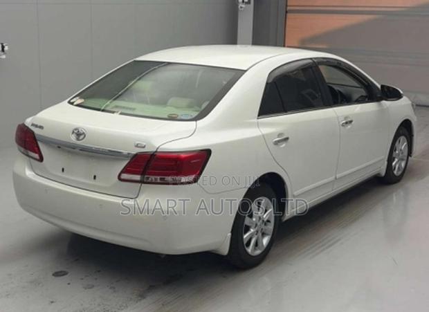 Toyota Premio 2019 White