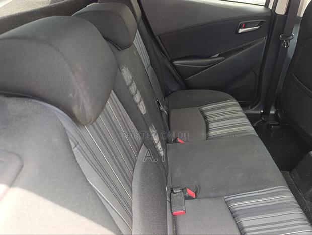 Mazda Demio 2018 Silver