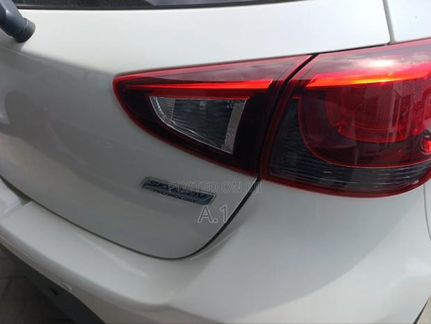 Mazda Demio 2018 White