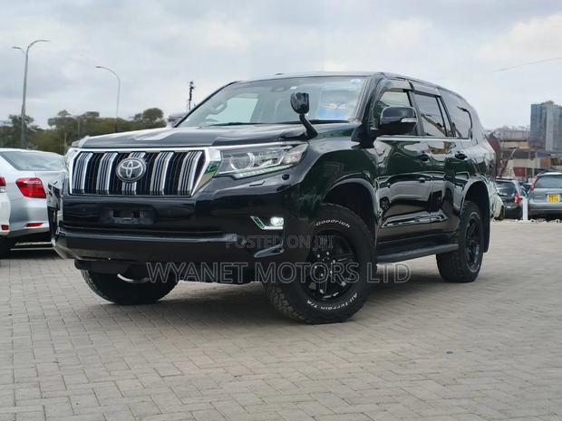 Toyota Land Cruiser Prado 2.8 2019 Black