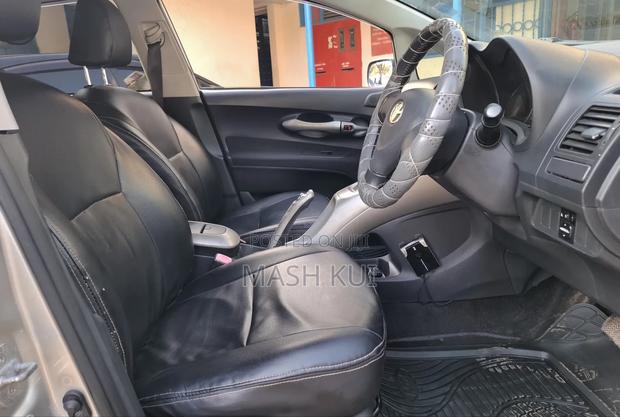 Toyota Auris 2008 Silver