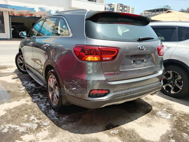 Kia Sorento 2.4L LX AWD 2019 Gray