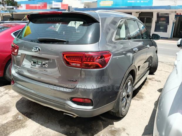 Kia Sorento 2.4L LX AWD 2019 Gray