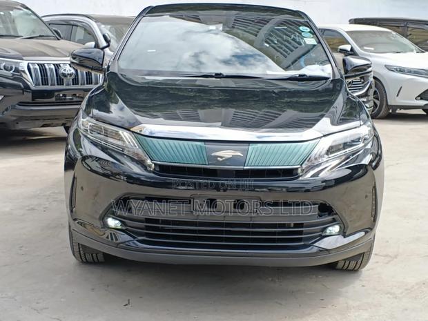 Toyota Harrier 2.5 Hybrid 4WD 2019 Black