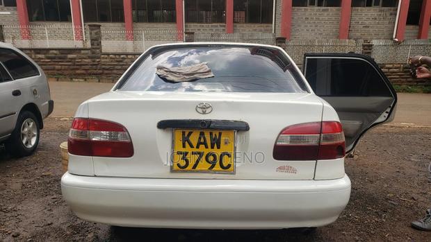 Toyota Corolla II 1999 White