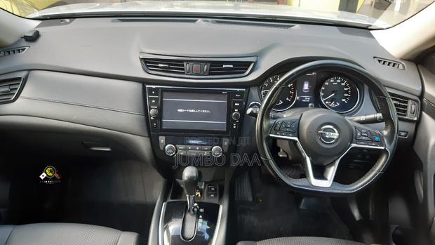 Nissan X-Trail 2.0 Petrol FWD 2018 Silver