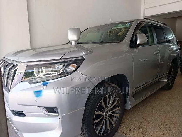 Toyota Land Cruiser Prado 2.8 2020 Silver