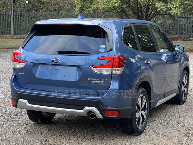 Subaru Forester Premium AWD 2019 Blue