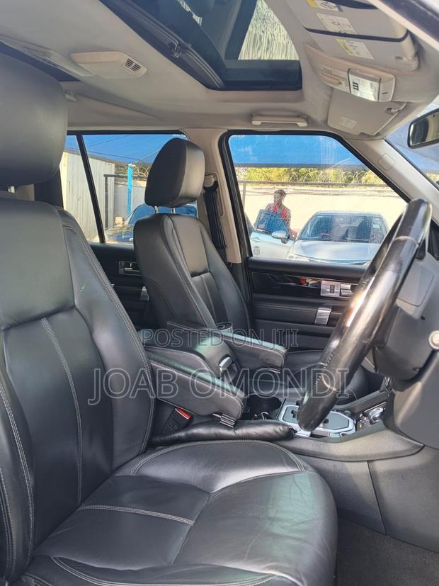 Land Rover Discovery 2010 Black