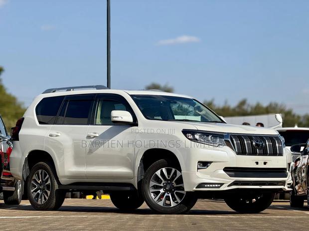 Toyota Land Cruiser Prado 2.8 2020 White