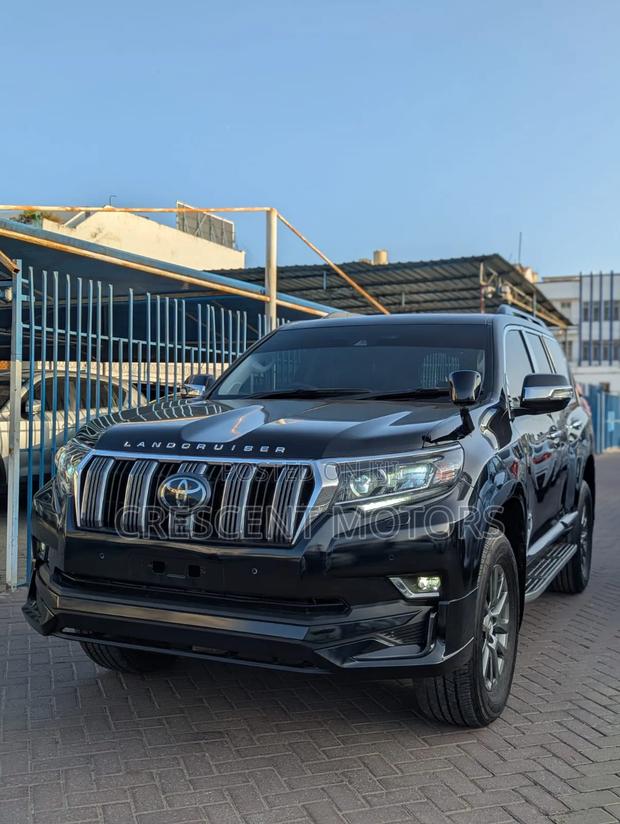 Toyota Land Cruiser Prado 2021 Black