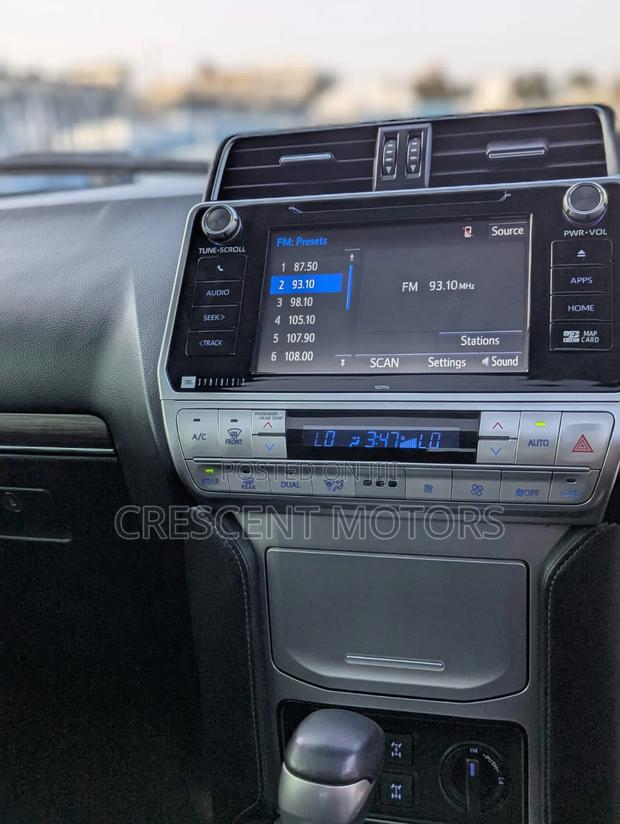 Toyota Land Cruiser Prado 2021 Black