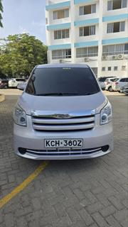 Toyota Noah 2010 Purple for sale