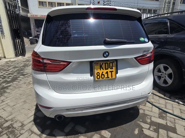 BMW 218i 2017 Pearl