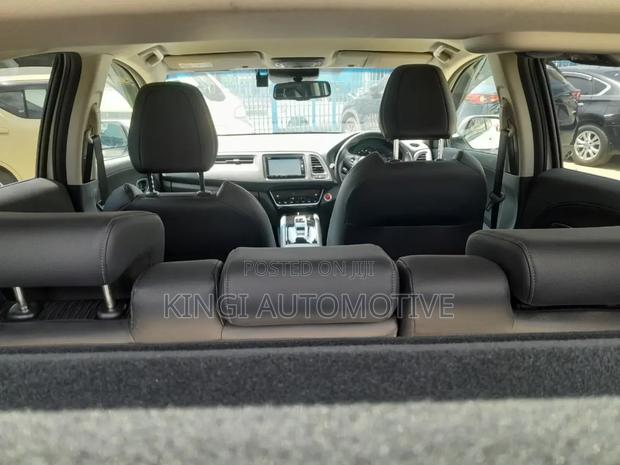 Honda Vezel 2019 White