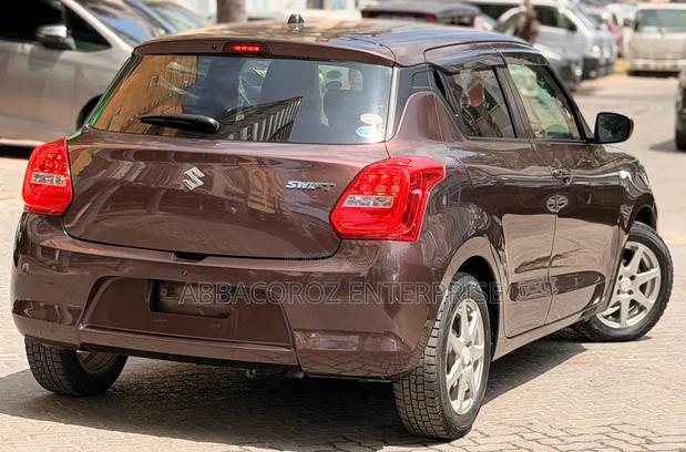 Suzuki Swift RS 2018 Brown
