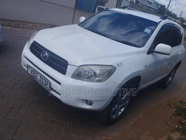Toyota RAV4 2008 White