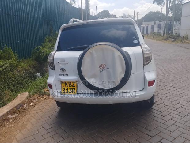 Toyota RAV4 2008 White