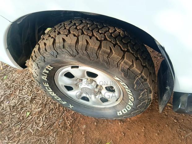 Toyota Hilux 2013 White