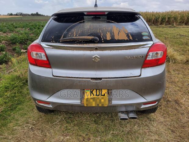 Suzuki Baleno 2016 Gray