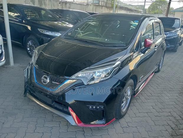Nissan Note 2018 Black