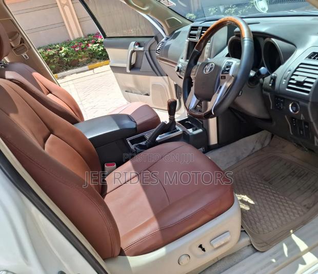 Toyota Land Cruiser Prado 3.0 TD 2012 White