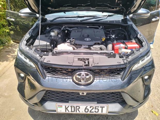 Toyota Fortuner 2017 Black