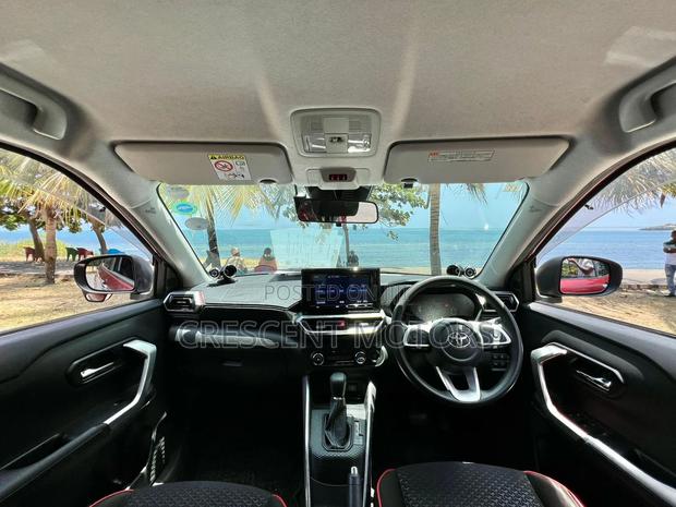 Toyota Raize 2019 Maroon