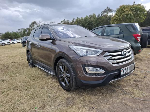 Hyundai Santa Fe 2014 Gray