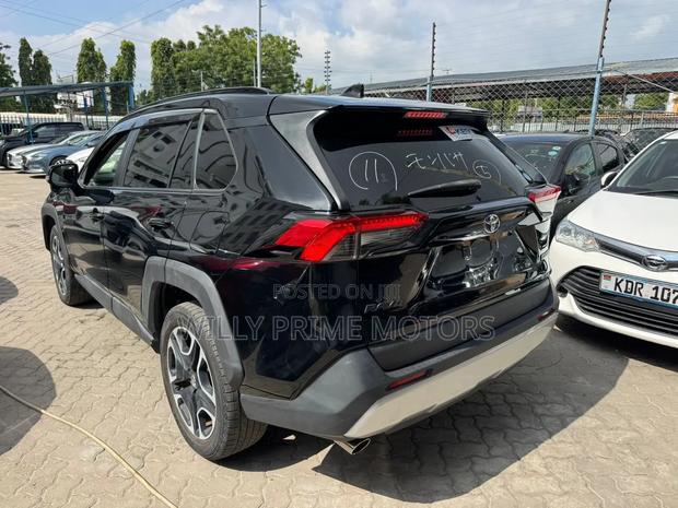 Toyota RAV4 2019 Black