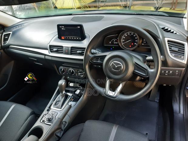 Mazda Axela 2018 Gray