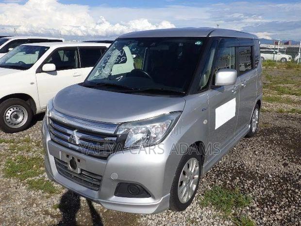 Mitsubishi Delica 2019 Silver
