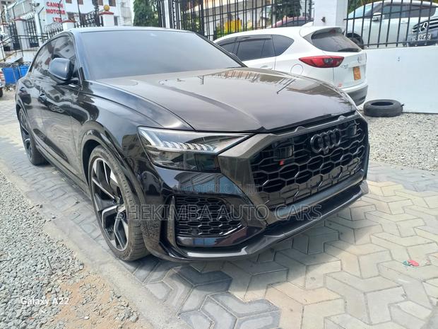 Audi RS Q8 2022 Black