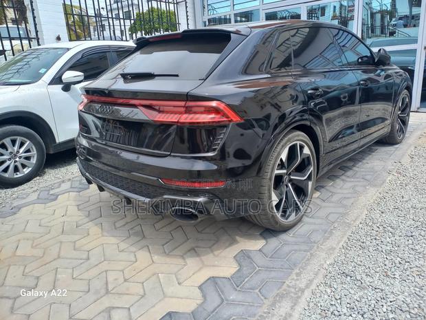 Audi RS Q8 2022 Black