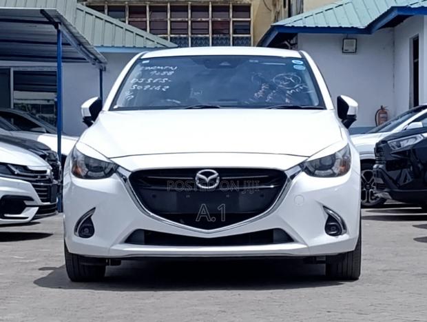 Mazda Demio 2019 White