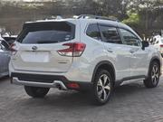Subaru Forester 2018 White for sale
